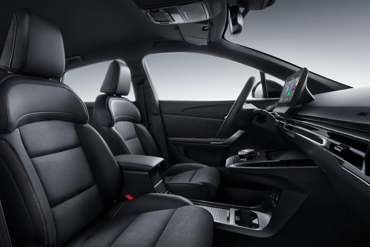 Mg One interior asientos